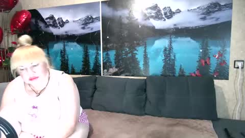 Snapshot of kleosnow chatting on 03-05-25, 05:50 Kleosnow online show from 03-05-25, 05:50