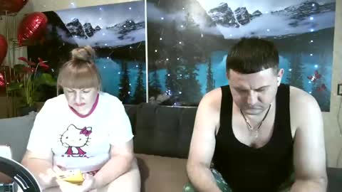Snapshot of kleosnow chatting on 03-08-25, 05:01 Kleosnow online show from 03-08-25, 05:01
