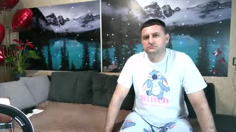 Snapshot of kleosnow chatting on 03-08-25, 08:03 Kleosnow online show from 03-08-25, 08:03