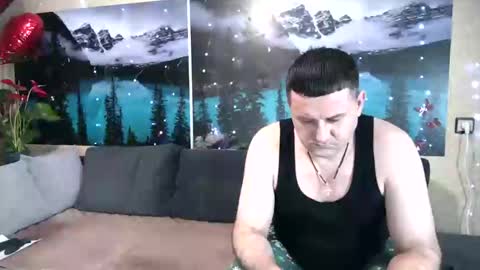 Snapshot of kleosnow chatting on 03-09-25, 04:22 Kleosnow online show from 03-09-25, 04:22