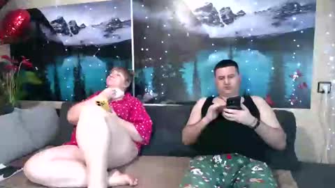 Snapshot of kleosnow chatting on 03-09-25, 07:26 Kleosnow online show from 03-09-25, 07:26