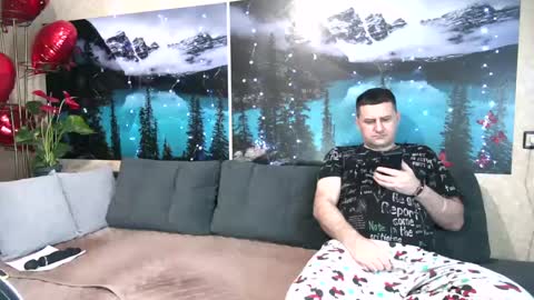 Snapshot of kleosnow chatting on 03-10-25, 08:48 Kleosnow online show from 03-10-25, 08:48