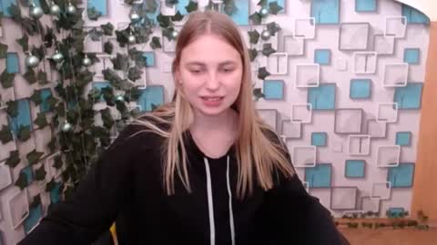 klerkarina online show from 12-08-24, 09:35