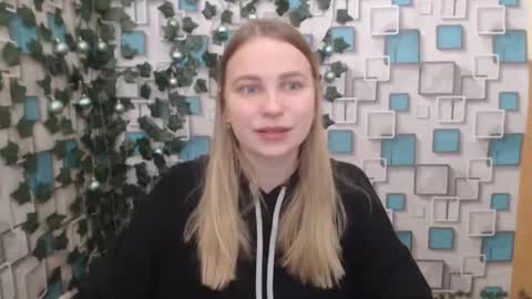 klerkarina online show from 12-18-24, 07:58