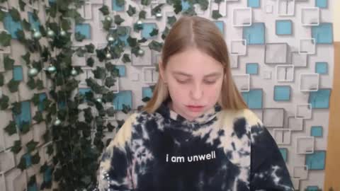 klerkarina online show from 12-23-24, 09:27