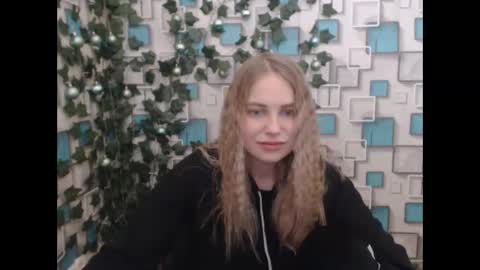 klerkarina online show from 01-11-25, 08:43