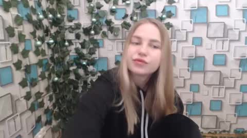 klerkarina online show from 01-17-25, 05:42