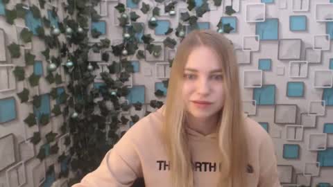 klerkarina online show from 01-18-25, 06:03