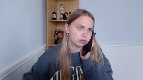 klerkarina online show from 10-12-25, 05:28