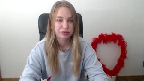 klerkarina online show from 10-19-25, 04:46