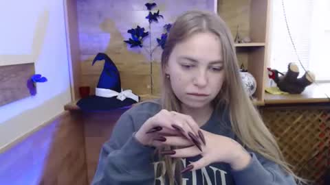 klerkarina online show from 11-03-25, 06:14