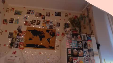 Snapshot of klin_miller chatting on 03-11-26, 11:38 Klin online show from 03-11-26, 11:38