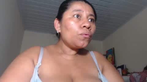 Kloe online show from 02-12-25, 01:19