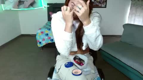 Kloe deker online show from 03-07-25, 06:11