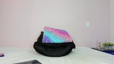 Kloe  online show from 01-24-25, 12:42