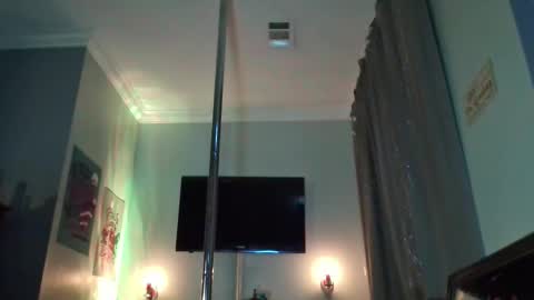 Snapshot of kmack1111 chatting on 11-29-25, 11:02 Kevv Heidi All Hallows Eve Show online show from 11-29-25, 11:02