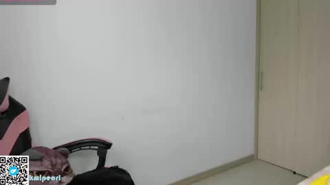 Snapshot of kmipearl chatting on 03-12-26, 12:55 Camila Reyes online show from 03-12-26, 12:55