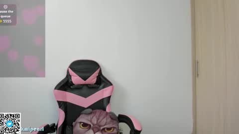 Snapshot of kmipearl chatting on 03-19-26, 12:42 Camila Reyes online show from 03-19-26, 12:42