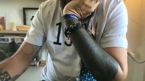 knicker76 online show from 09-29-25, 08:19