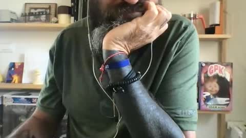 knicker76 online show from 10-16-25, 08:26