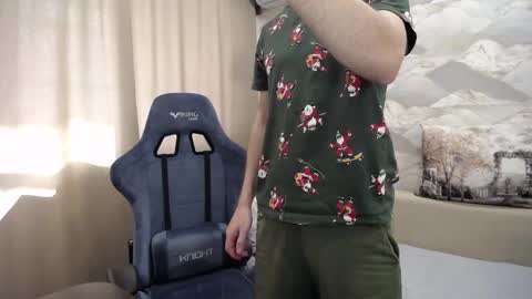 Carter.  online show from 10-23-25, 07:51