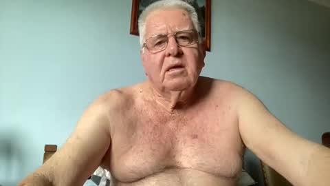 Aussiedude online show from 02-12-26, 04:29