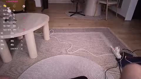 Snapshot of knock1knock chatting on 07-26-26, 07:15 Lisa and Alex 557095200 to make me cum online show from 07-26-26, 07:15