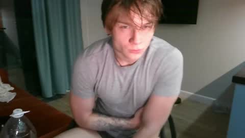 Snapshot of knotsiemens chatting on 04-22-26, 01:08 Adam online show from 04-22-26, 01:08