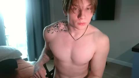 Snapshot of knotsiemens chatting on 04-25-26, 06:16 Adam online show from 04-25-26, 06:16