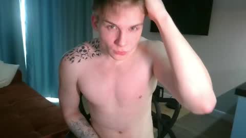 Snapshot of knotsiemens chatting on 05-03-26, 10:10 Adam online show from 05-03-26, 10:10