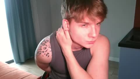 Snapshot of knotsiemens chatting on 05-20-26, 05:13 Adam online show from 05-20-26, 05:13