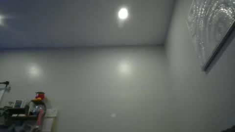 Snapshot of ko_rides chatting on 09-17-25, 12:45 ko_rides online show from 09-17-25, 12:45