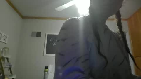 Snapshot of ko_rides chatting on 10-06-25, 01:36 ko_rides online show from 10-06-25, 01:36