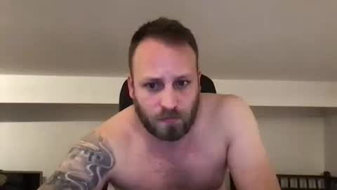 hugo online show from 01-28-25, 05:35