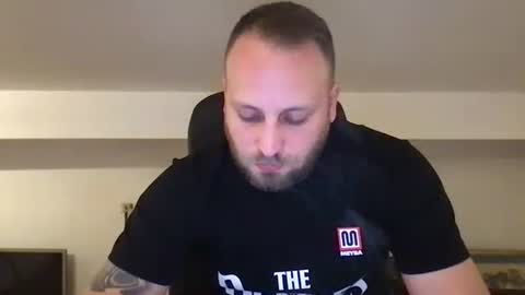 hugo online show from 11-29-25, 02:58