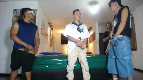 kobayaske online show from 05-06-26, 08:47