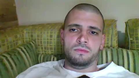 Snapshot of kodakbr chatting on 05-19-26, 01:11 kodakbr online show from 05-19-26, 01:11