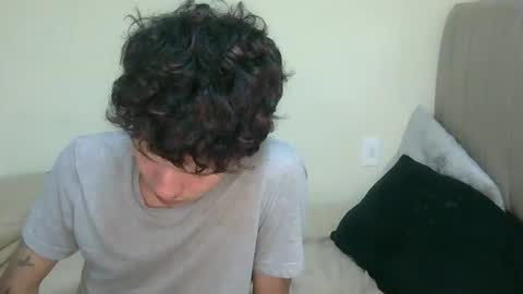 Snapshot of koiseraphin chatting on 02-19-26, 04:19 Jacob and Victoria online show from 02-19-26, 04:19