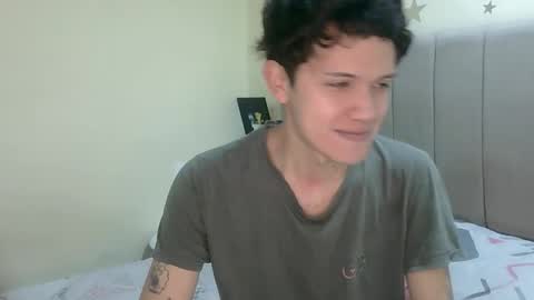 Snapshot of koiseraphin chatting on 03-27-26, 06:19 Jacob and Victoria online show from 03-27-26, 06:19