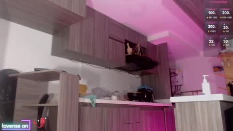 Snapshot of koljei_ chatting on 09-21-25, 04:03 JEI Independent Model online show from 09-21-25, 04:03