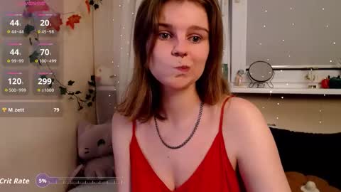 Snapshot of komorebbi chatting on 10-24-25, 10:17 Marta online show from 10-24-25, 10:17