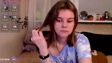 Snapshot of komorebbi chatting on 11-08-25, 08:07 Marta online show from 11-08-25, 08:07