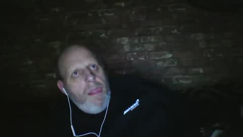 Neil online show from 01-31-25, 07:18