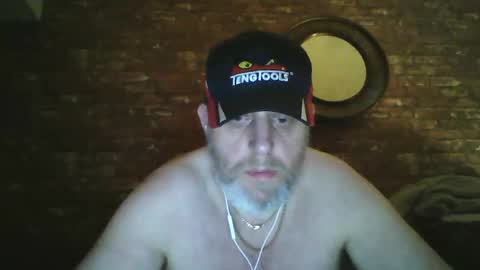 Neil online show from 02-08-25, 05:40
