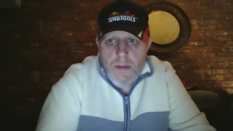 Neil online show from 02-11-25, 06:01