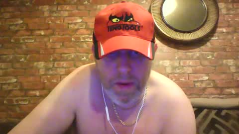 Neil online show from 02-14-25, 07:49