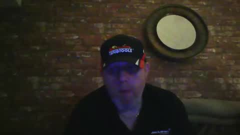 Neil online show from 02-17-25, 07:31