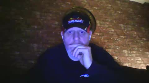 Neil online show from 03-11-25, 06:21