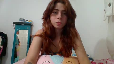 Snapshot of koneko_girl chatting on 11-04-25, 04:00 caroline online show from 11-04-25, 04:00