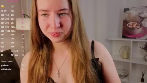 Snapshot of koolyquiser chatting on 03-08-26, 03:38 Jenna online show from 03-08-26, 03:38